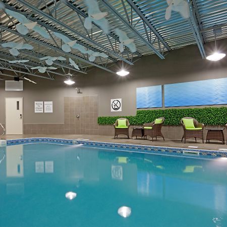 Holiday Inn Express Hotel & Suites Saint - Hyacinthe By Ihg Экстерьер фото