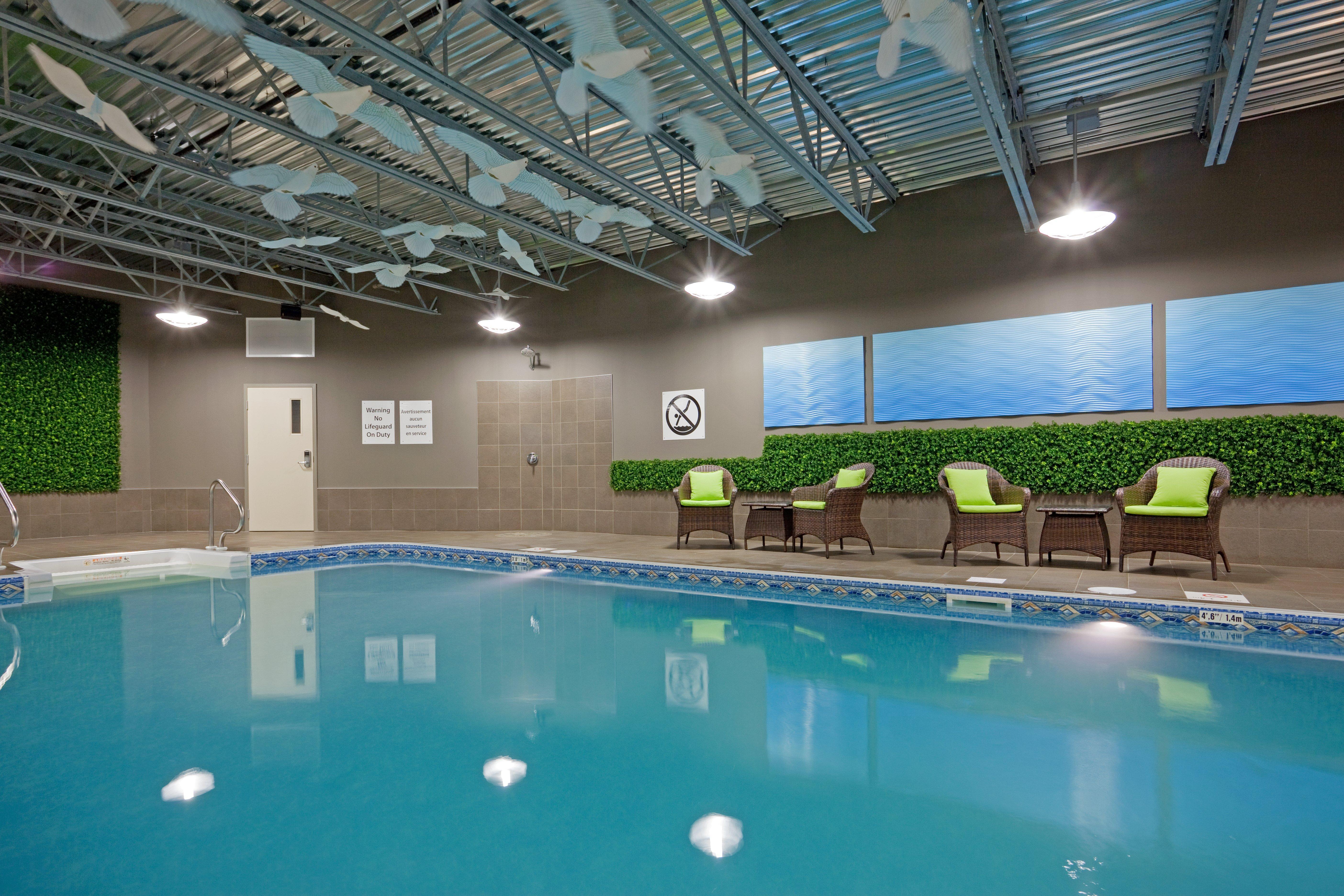 Holiday Inn Express Hotel & Suites Saint - Hyacinthe By Ihg Экстерьер фото