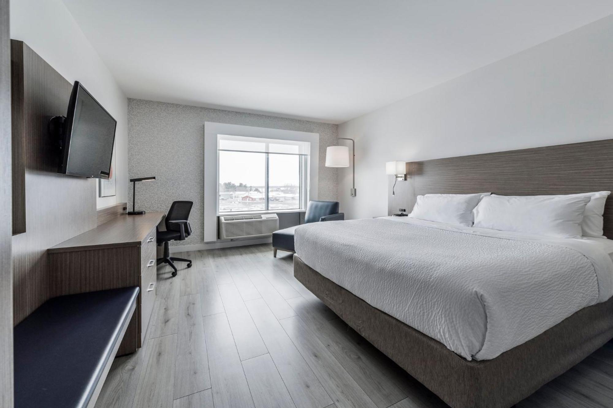 Holiday Inn Express Hotel & Suites Saint - Hyacinthe By Ihg Экстерьер фото