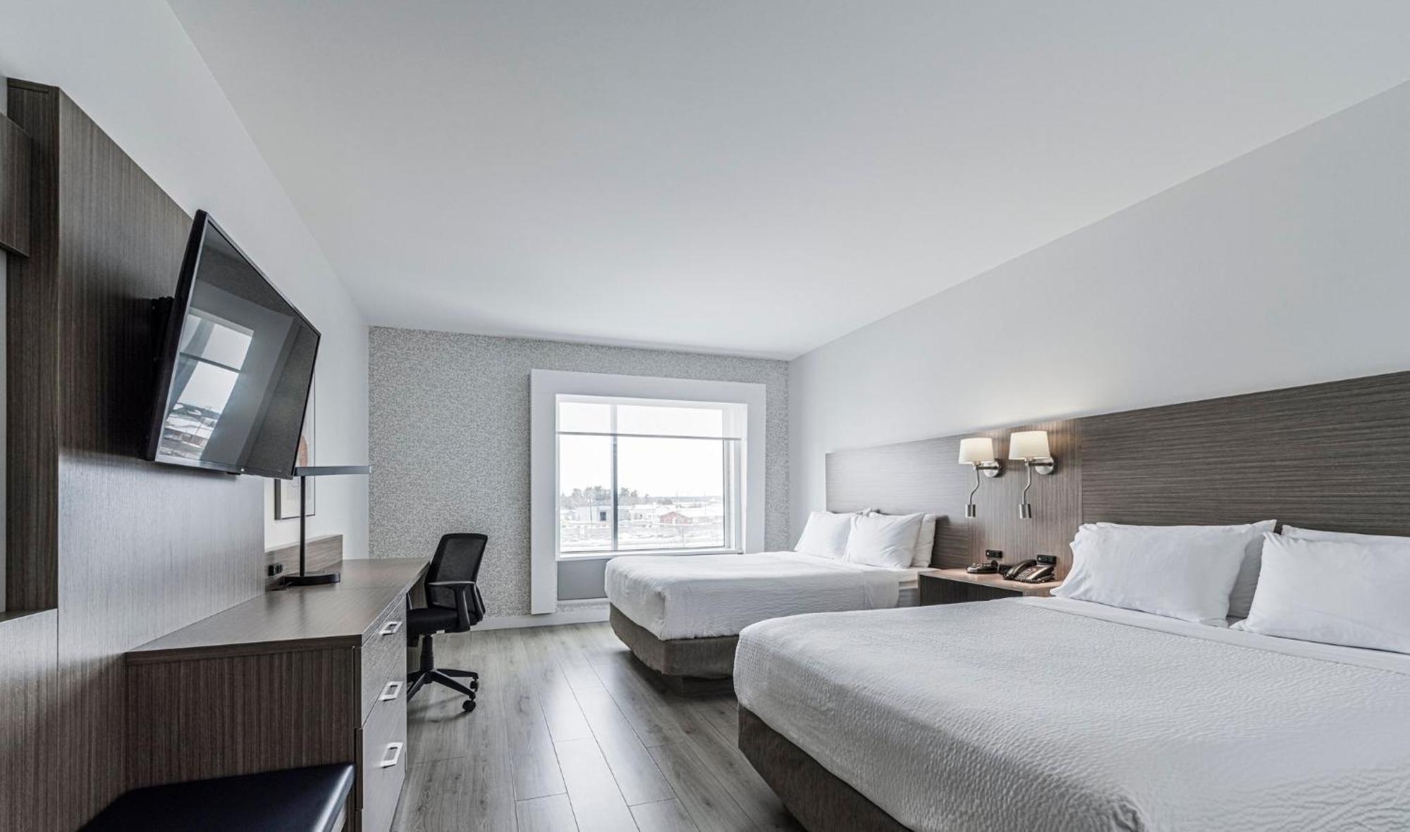 Holiday Inn Express Hotel & Suites Saint - Hyacinthe By Ihg Экстерьер фото